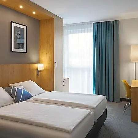 호텔 Four Points Flex By Sheraton 3*